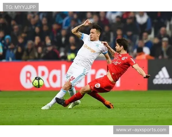 欧联：奥林匹亚科斯对阵皇马，客场控球战术稳守胜果