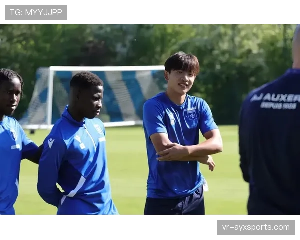 深度报道：法甲中游球队的生存之道——球员转售与青训营收